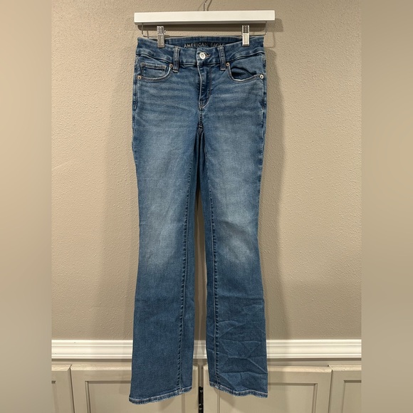 American Eagle Curvy High Rise Skinny Kick - Picture 2 of 6